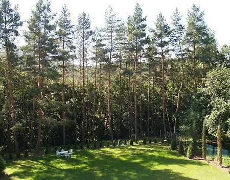 Matyas Vendeghaz Paradfurdo 2* Parad