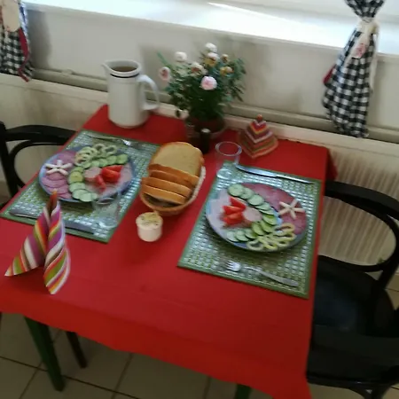 Matyas Vendeghaz Paradfurdo Parad